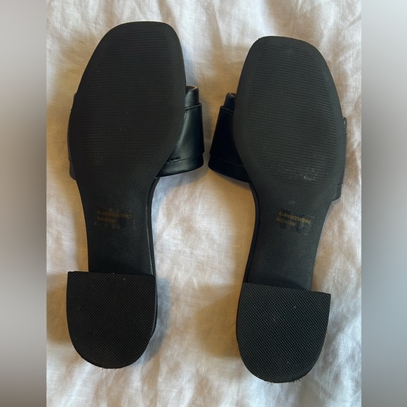 Dolce Vida sandals slides - NWOT - Picture 3 of 5